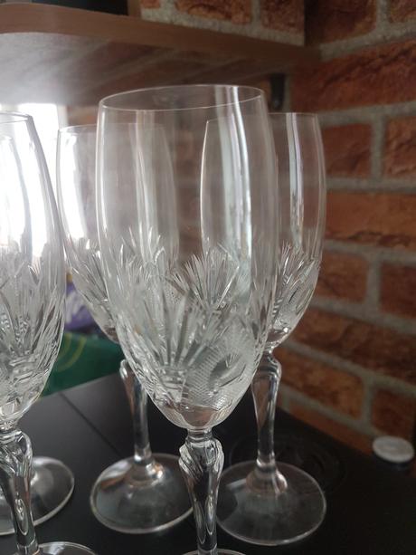 Krásne poháre na víno, 