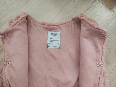 Kožušinova vesta, mayoral,110