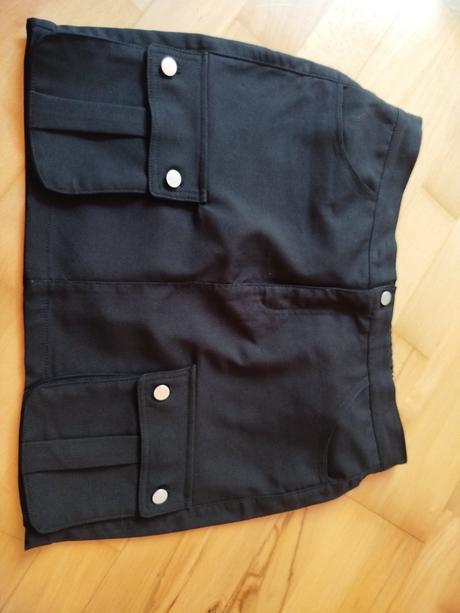 Čierna sukňa, amisu,l