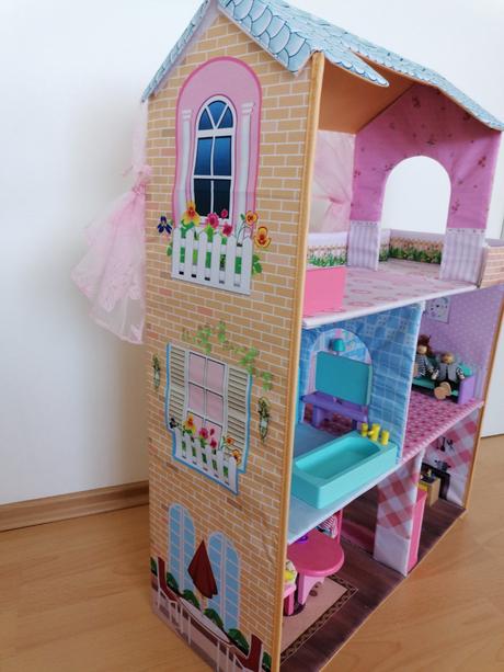 Domček pre bábiky,