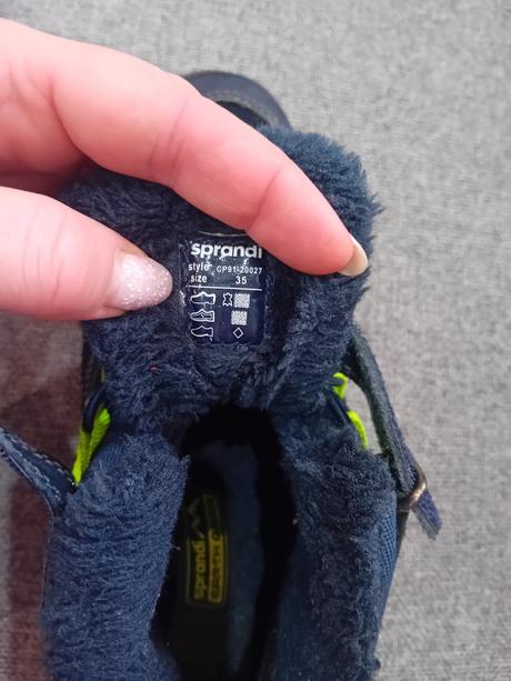 Zimné topanky, sprandi,35