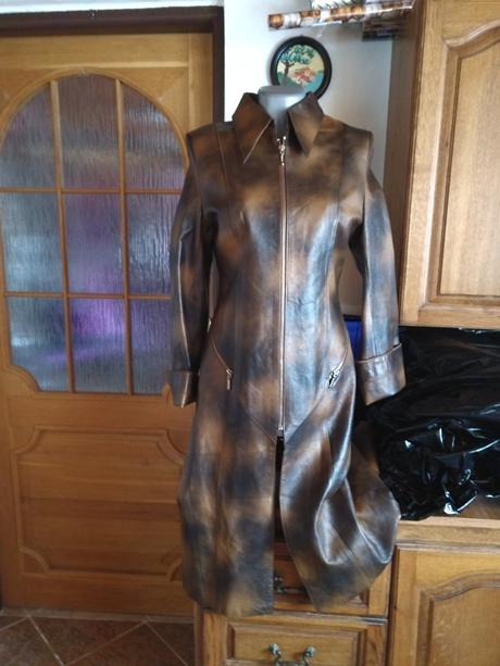 Kabat z pravej koze,kombin.tmavo a bledo hnedej, m