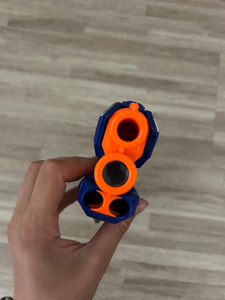 Štyri nerf zbrane, 