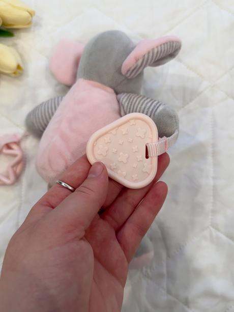 Rozkošný plyšový sloník s hryzátkom pre bábätko, 