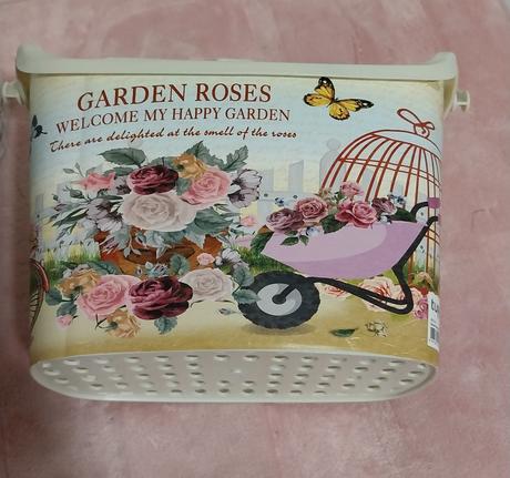 2x košíček na štipce,