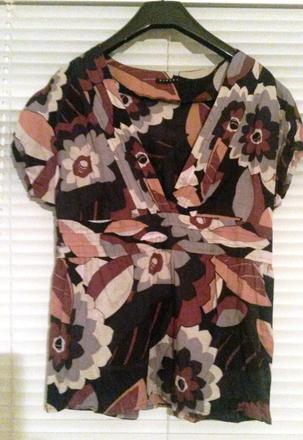 Lahunka bluzka / tunika - kvietkovy vzor, sisley,m