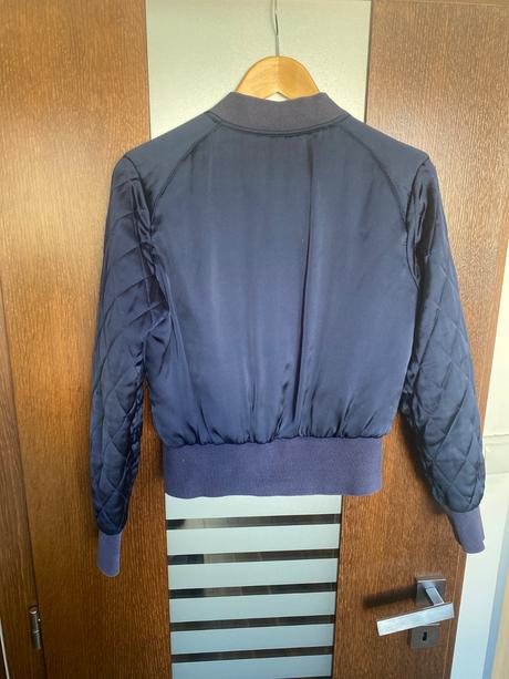 Bundicka do pása, s