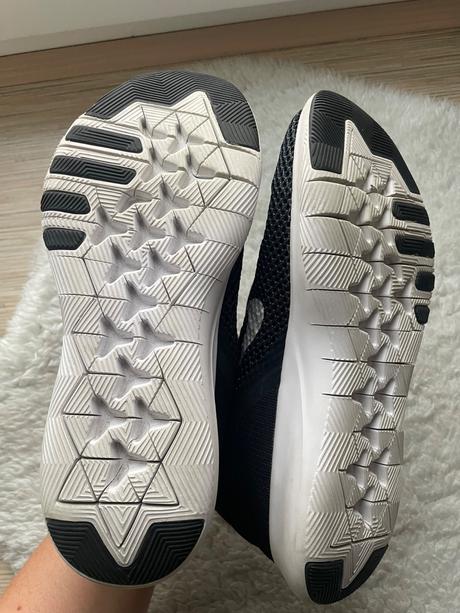 Cierne tenisky nike, nike,37