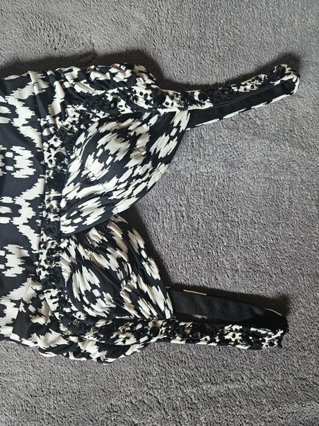 Mini šaty, amisu,38
