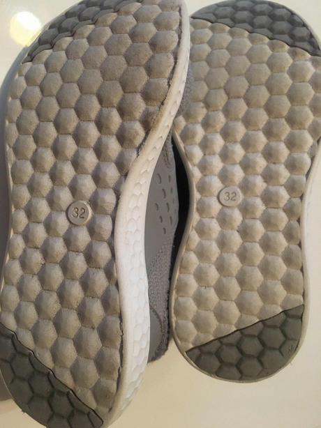 Tenisky s výstuženou vložkou pre ploché, unisex, 32