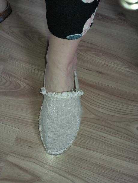 Plátenky, reserved,40