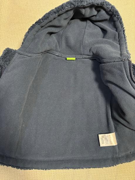 Teplý kožuštek, 74