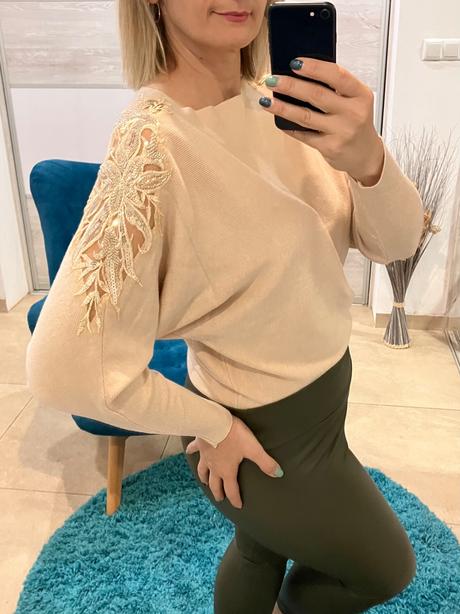 Dámsky sveter s ozdobným rukávom l/xl, l / xl