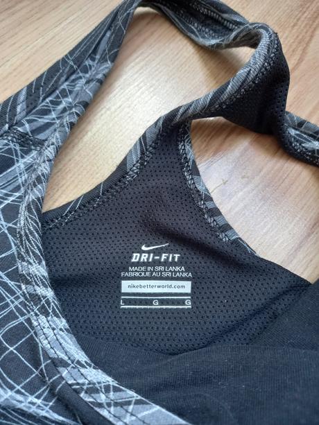 Športový top dri-fit na ramienka s podprsenkou, nike,36