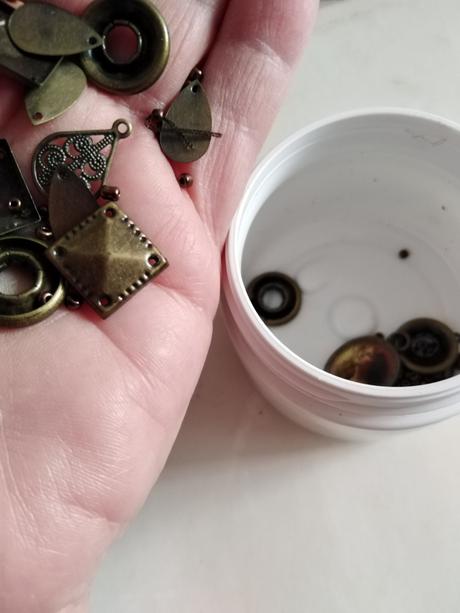 Rôzny materiál na kreatívnu tvorbu, 