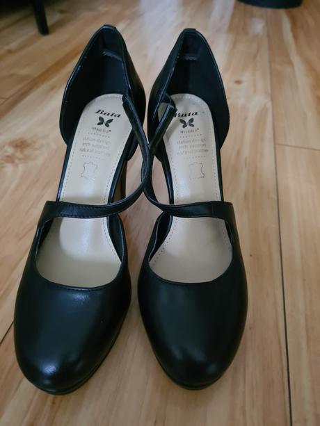 Kožené topanky, baťa,36