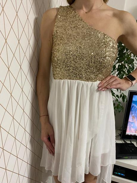 Spoločenské šaty, 38