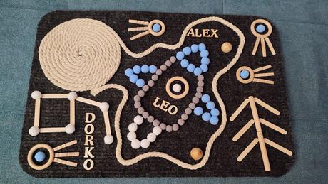 Senzomotorický koberec vesmír, 