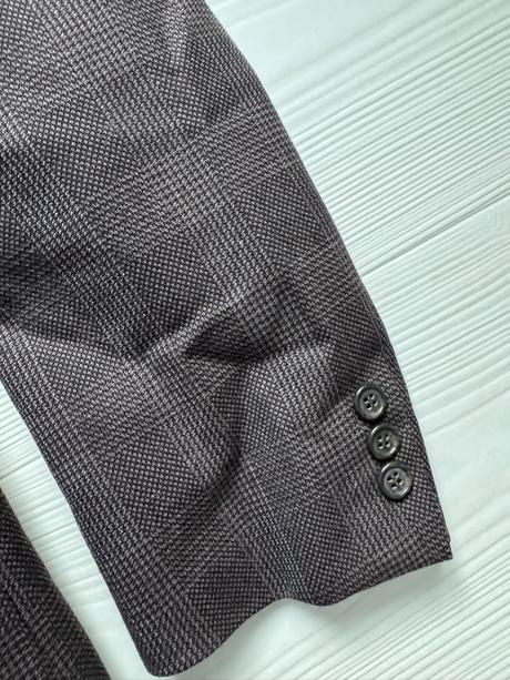 Valentino - vlnené sako, 52