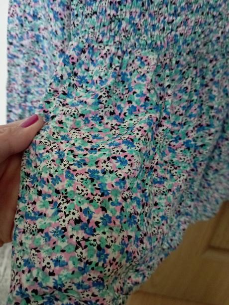 Jemný bluzkovy top, s