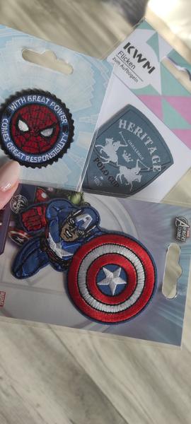 Čo s dierou na oblečení?