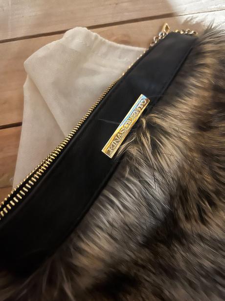 Krásna kožušinková kabelka rinascimento, rinascimento