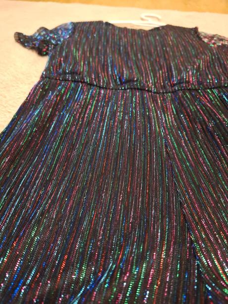 Overal slávnostný aj bežný, f&f,140