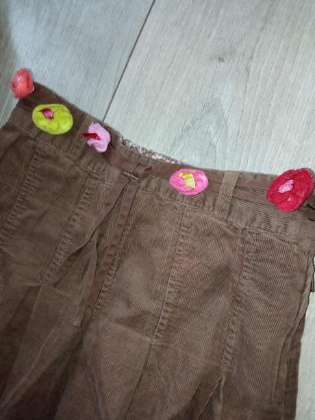 Dievčenská menčestrová sukňa s kvetmi (6-7 r.), h&m,122