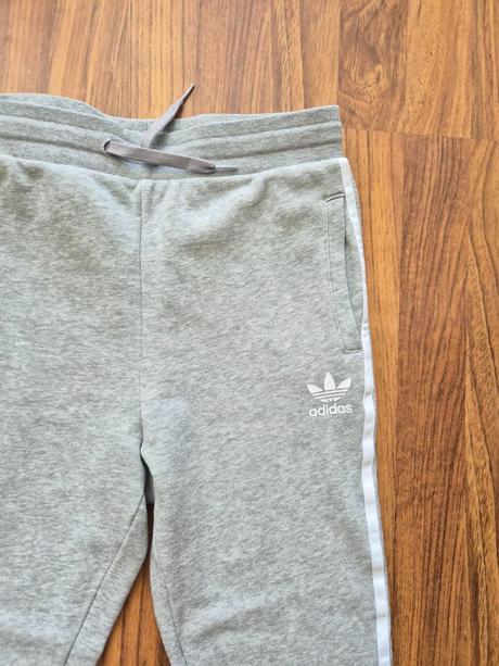 Krásne adidas tepláky 158, adidas,158
