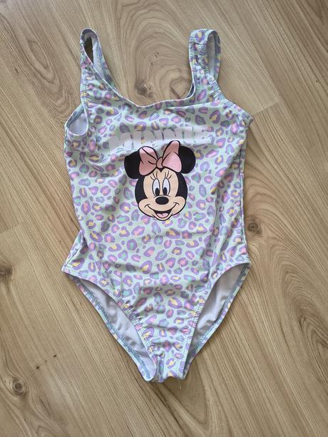 2x plavky, lupilu,116