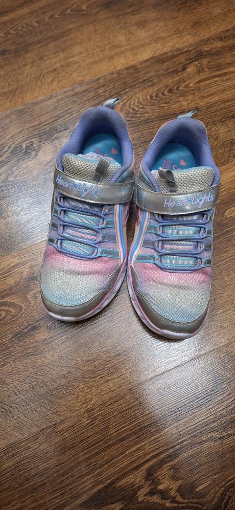 Botasky, skechers,34