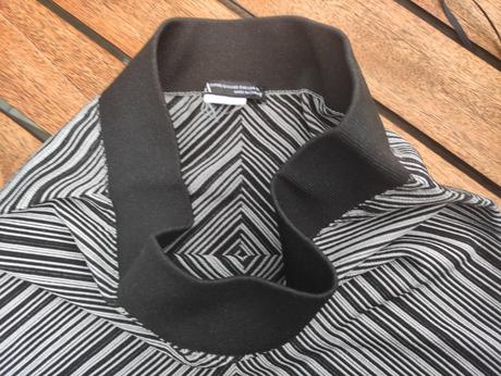 Čierno-biele elastické kraťasy zara veľkosť xs, zara,xs