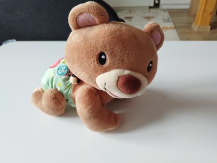 Lezuci medveď v tech,