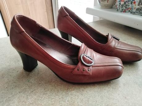 Dámska vychádzková obuv- 2 páry, 35