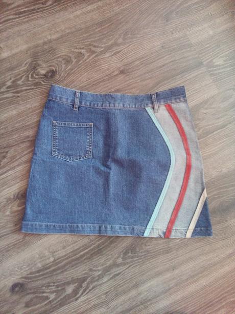 Predám rifľovú sukňu veľ. s, s