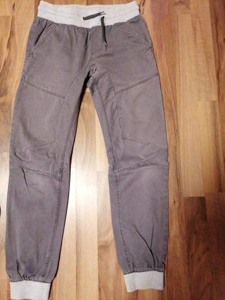 Nohavice, chapter young,152