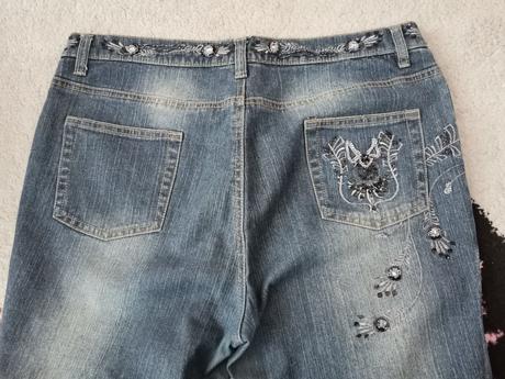 Vyšívané rifle, 44