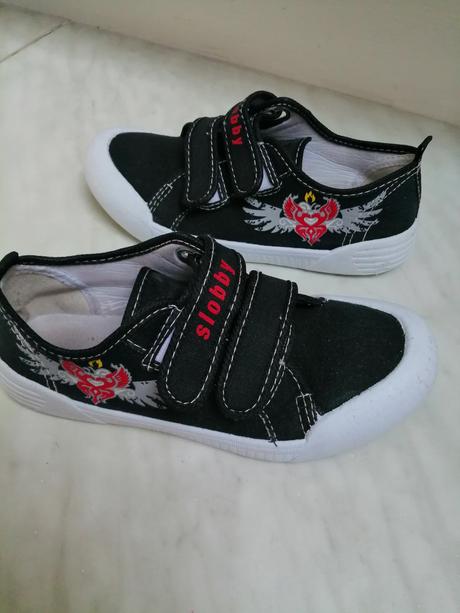 Tenisky pre chlapcov vel. 33, 33