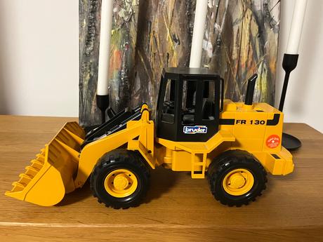 Bruder - nakladač liebherr fr 130, 