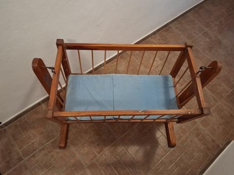 Retro detský kočík a kolíska, 