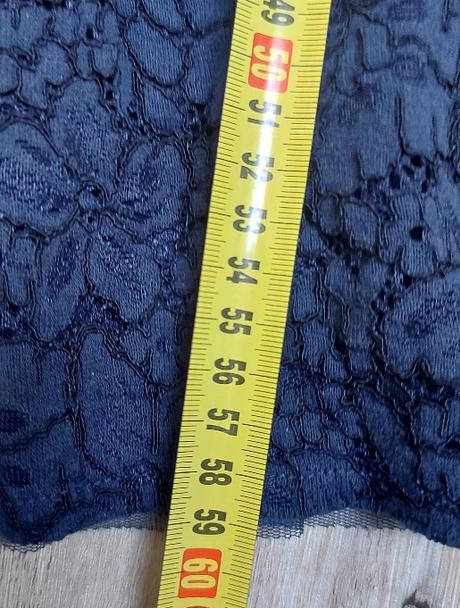 Tmavomodre šaty s čipkovanou sukňou, s.oliver,122