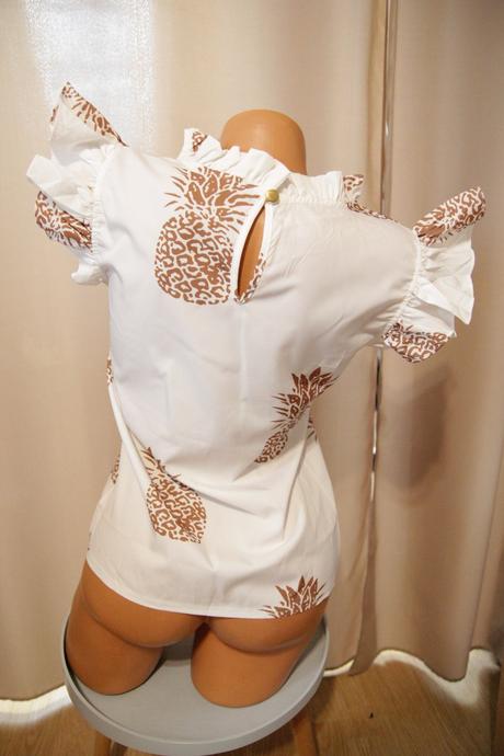 Biely top s volánmi, s, s