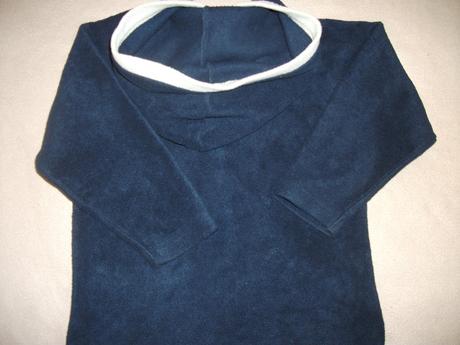 Mikina na 4-5 rokov, 104