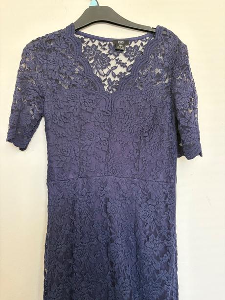 Cipkovane tmavomodre midi saty v style dolce 36, f&f,36