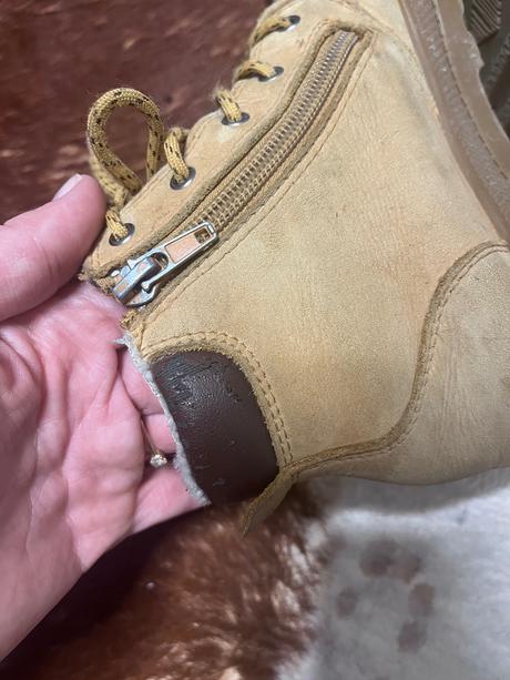 Palladium topanky darujem, 33