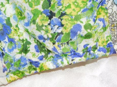 Luxusna lahučka vzdušna bluzka, 48