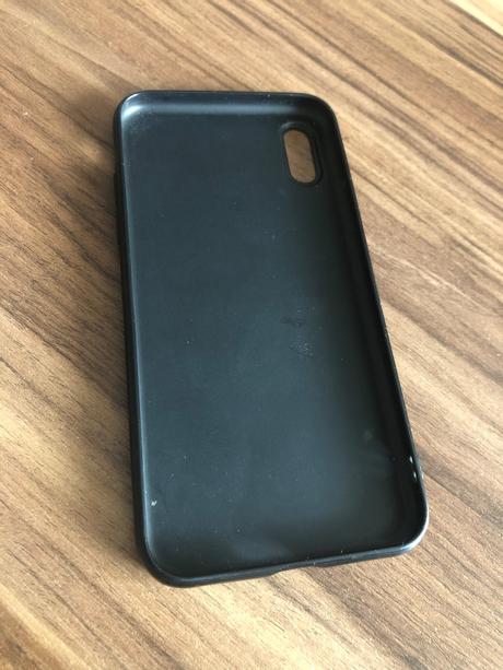 Karl lagerfeld obal / kryt, apple