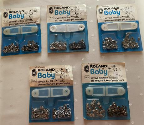 Farebné kovové gombíky roland baby - 15ks, 