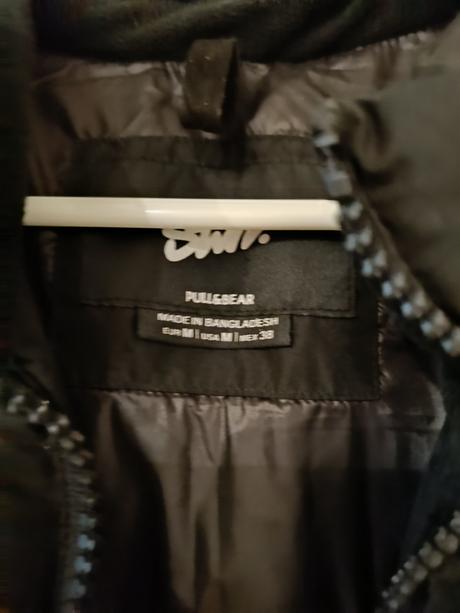 Chlapčenska či pánska vesta veľkosť m, pull&bear,m