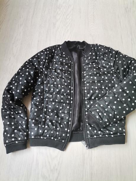 Bundička bomberka, 146